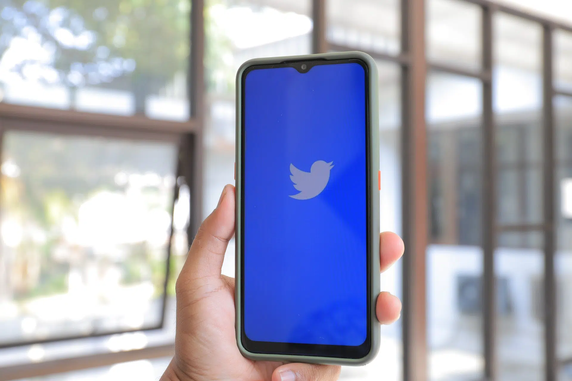 Twitter Blue llega a España y 5 países más, y con más funciones
