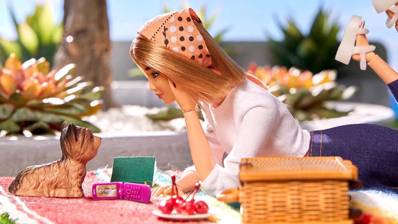 El Teléfono de Barbie: ¿Nostalgia Innovadora o Paso en Falso?
