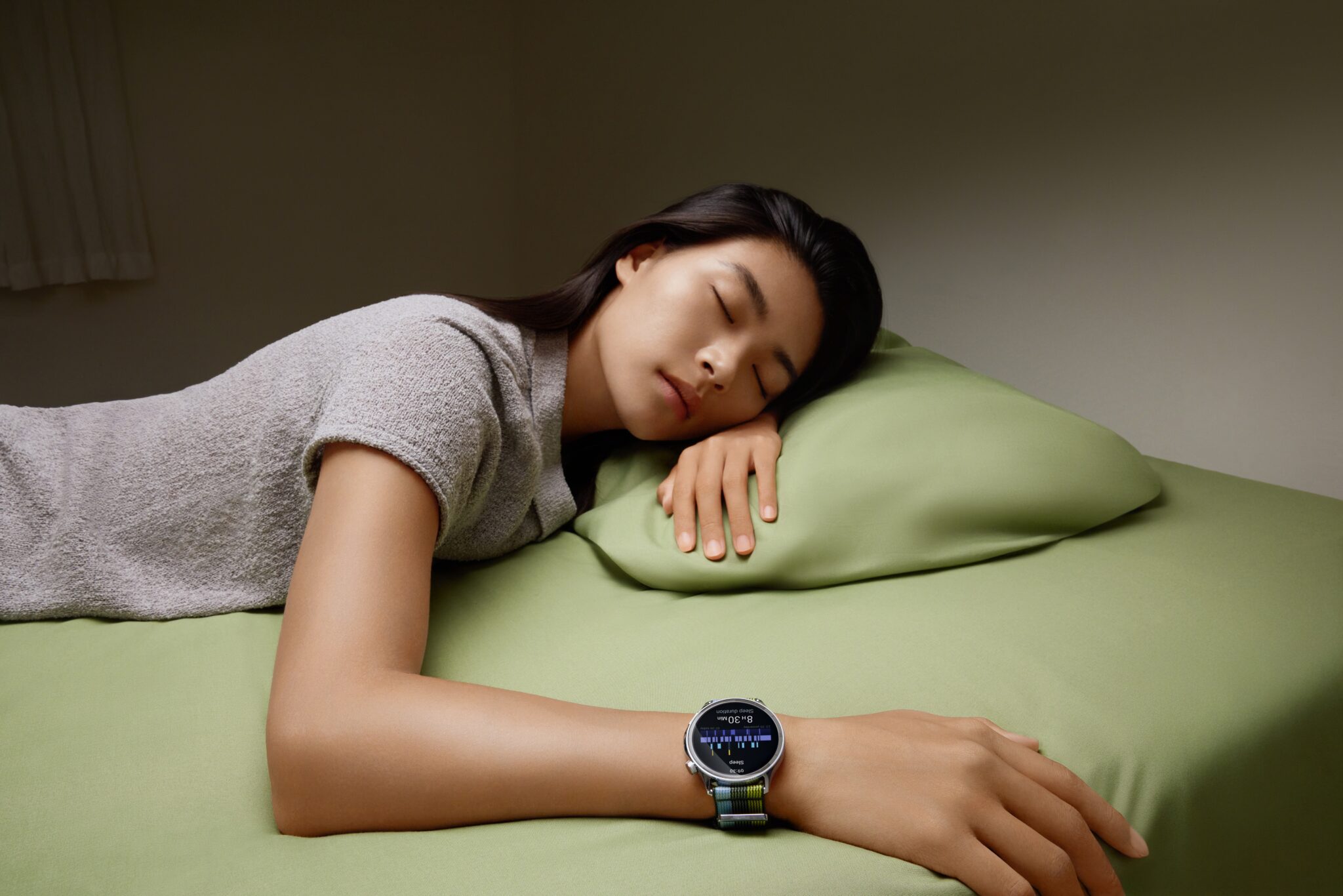Lifestyle silver gleam sleep health analysis rgb scaled